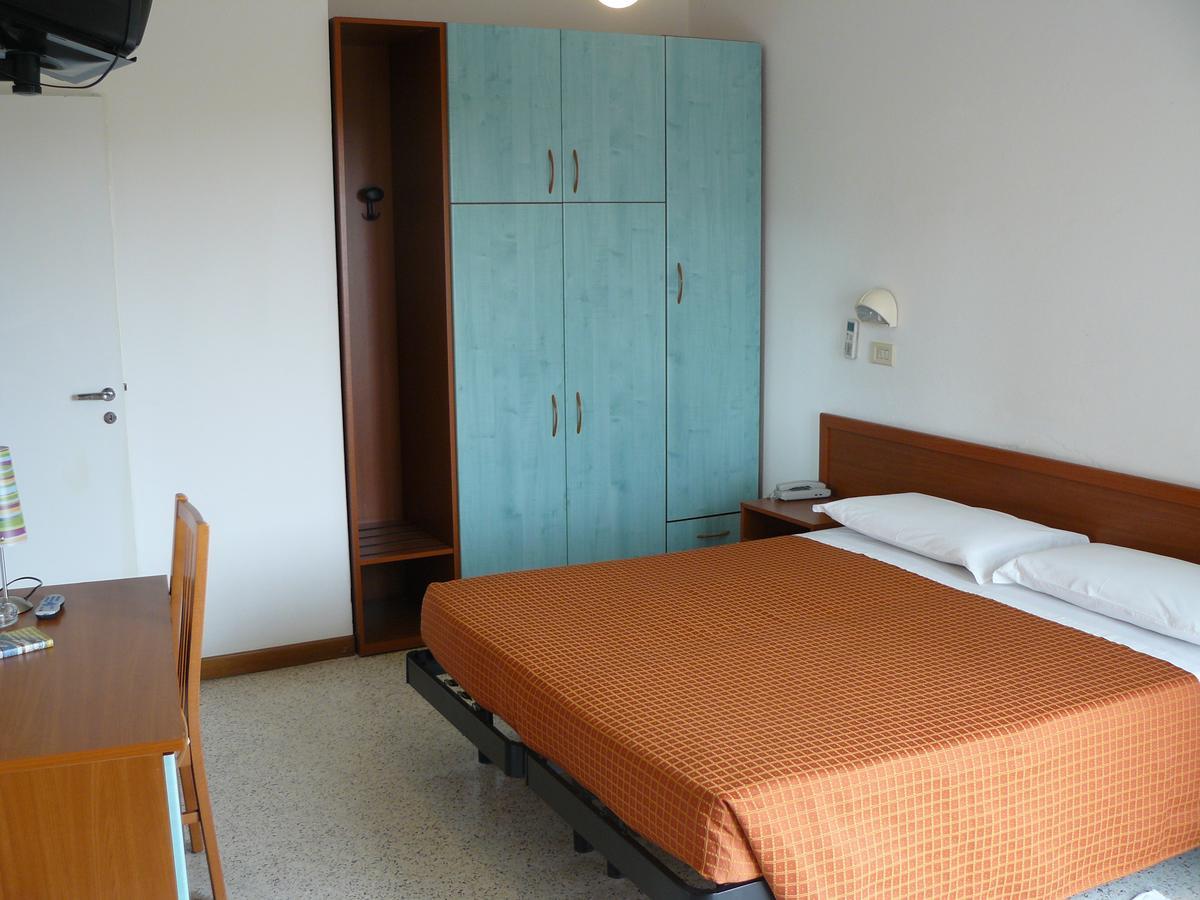 Hotel Sayonara Milano Marittima Luaran gambar