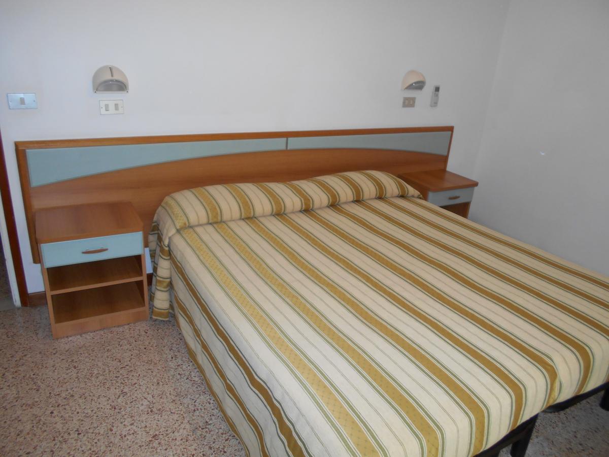 Hotel Sayonara Milano Marittima Luaran gambar