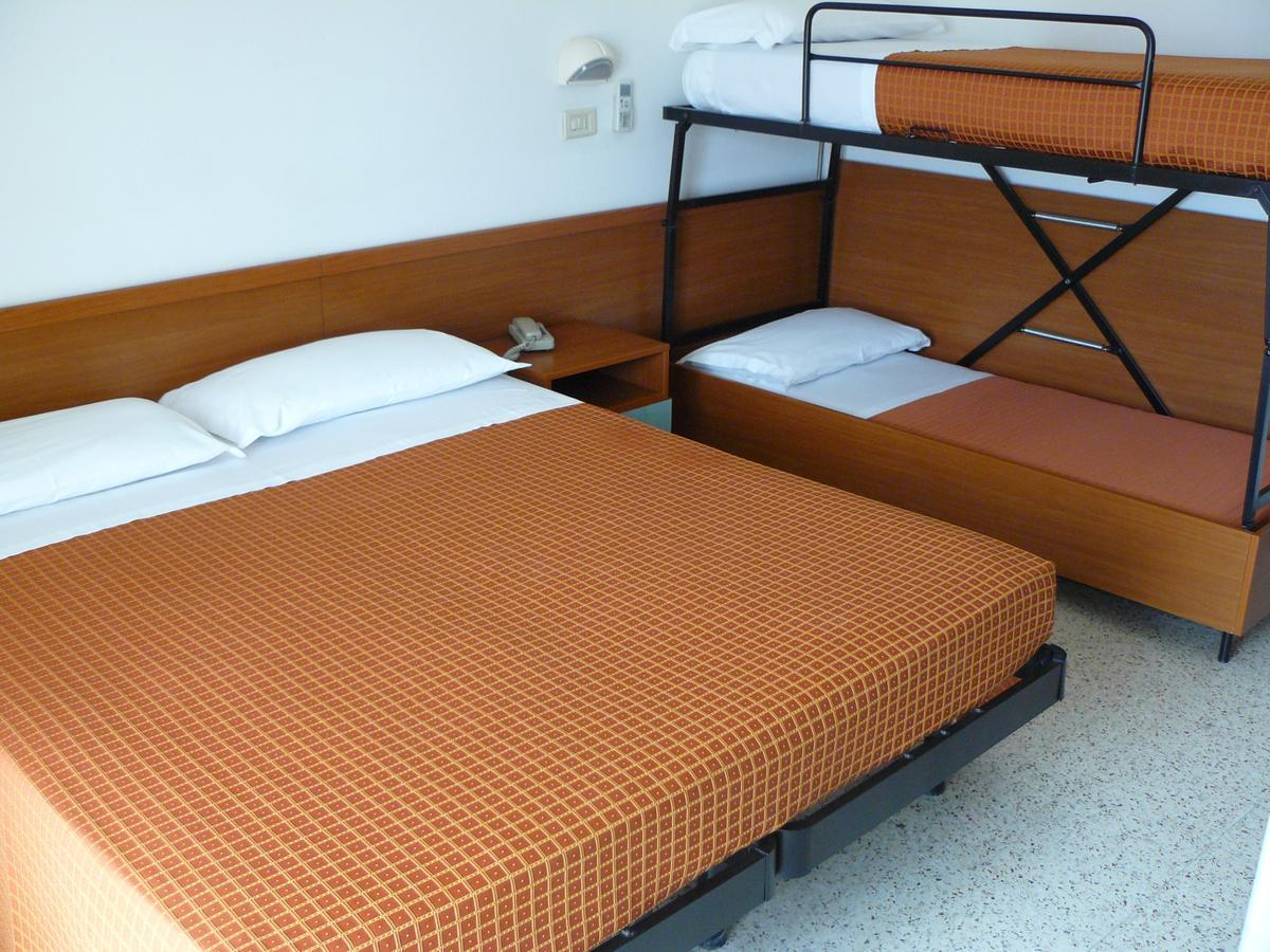 Hotel Sayonara Milano Marittima Luaran gambar