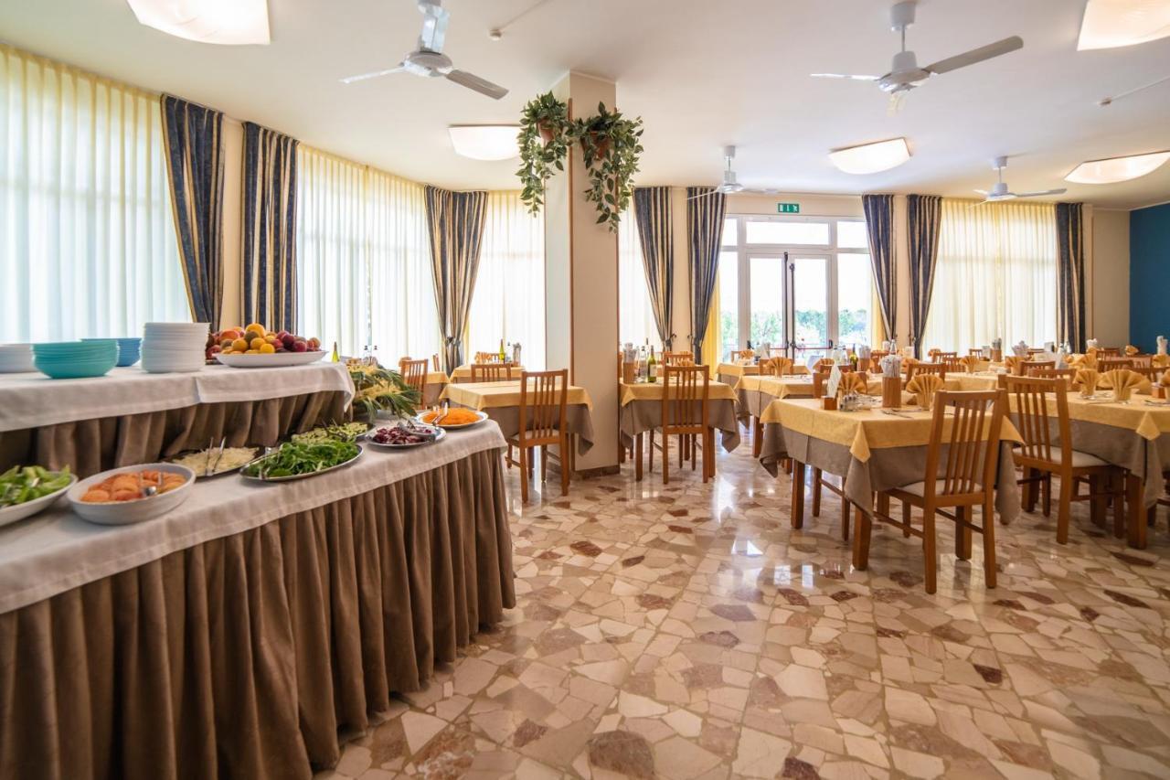 Hotel Sayonara Milano Marittima Luaran gambar