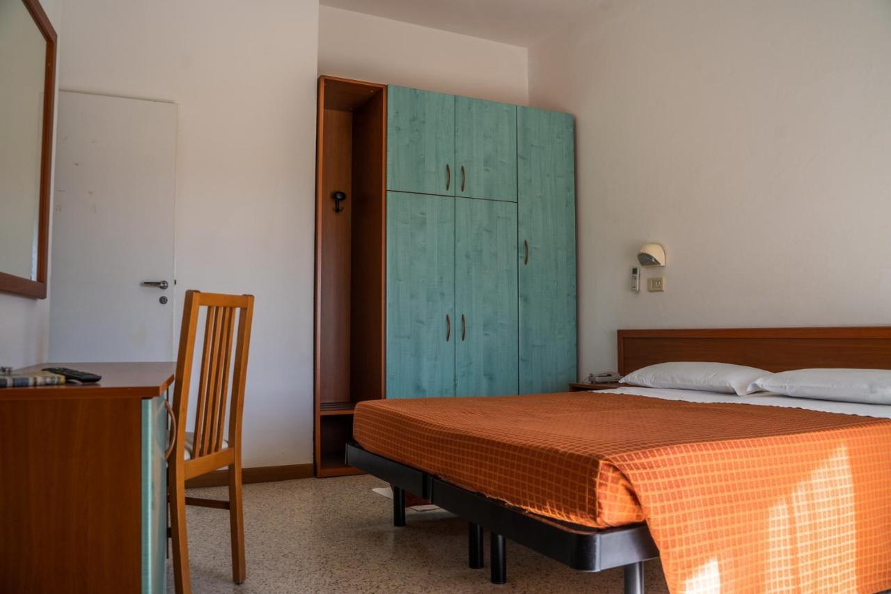 Hotel Sayonara Milano Marittima Luaran gambar